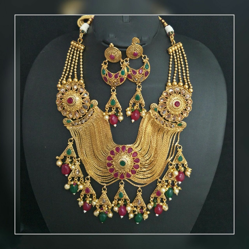 BOLLYWOOD ANTIQUE NECKLACE SET